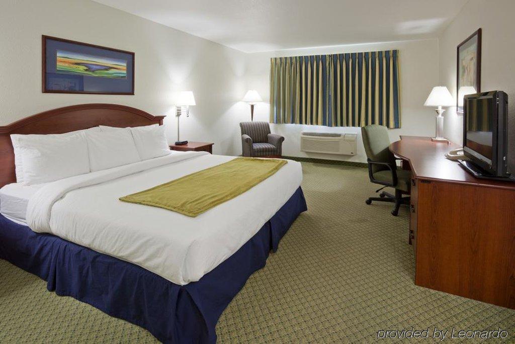 Crossings By Grandstay Inn & Suites Becker Zewnętrze zdjęcie
